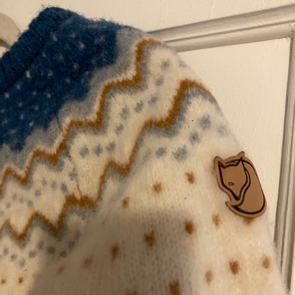 Fjallraven Ovik Cream and Blue Knit Wool Sweater Size Small See Description - Picture 5 of 8